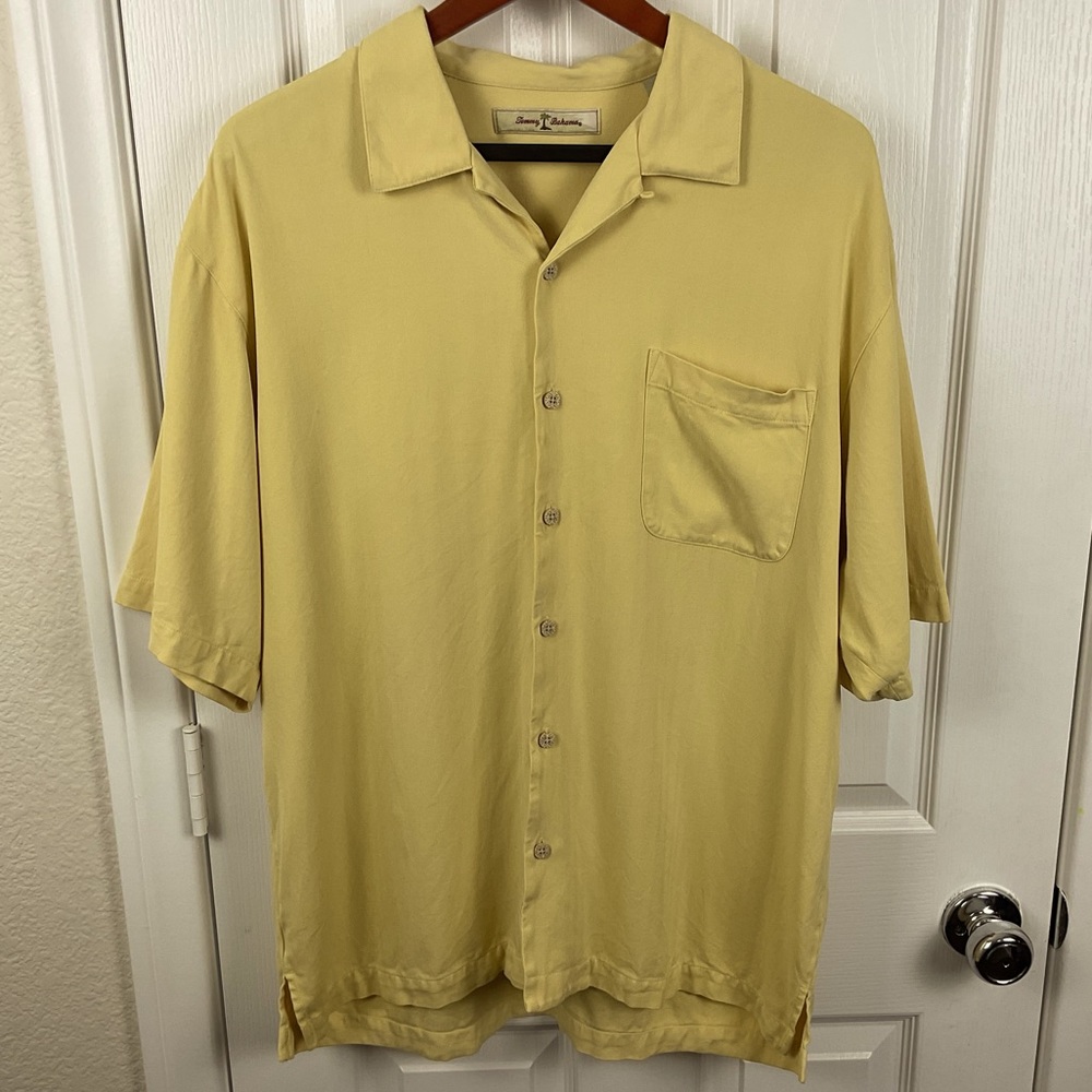 Pre-Owned Tommy Bahama Men’s 100% Silk Button Up Shirt, Size L